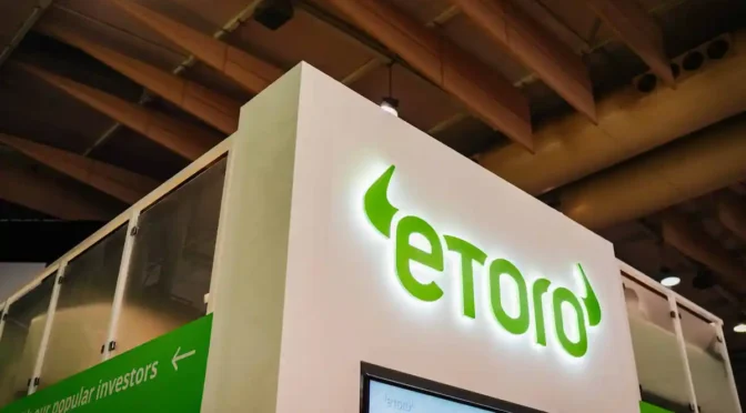 eToro and Arabesque AI